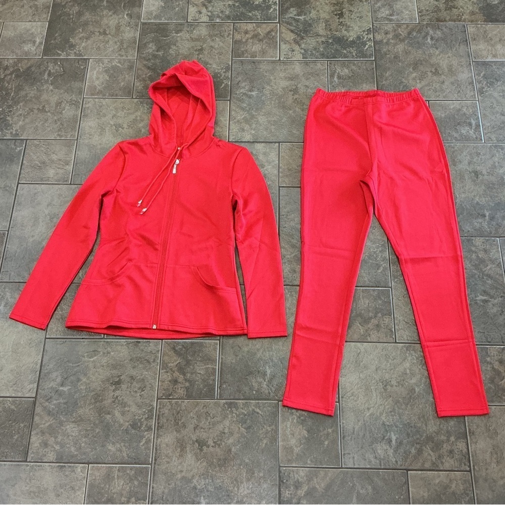🥵 Red Hoodie and Joggers Set